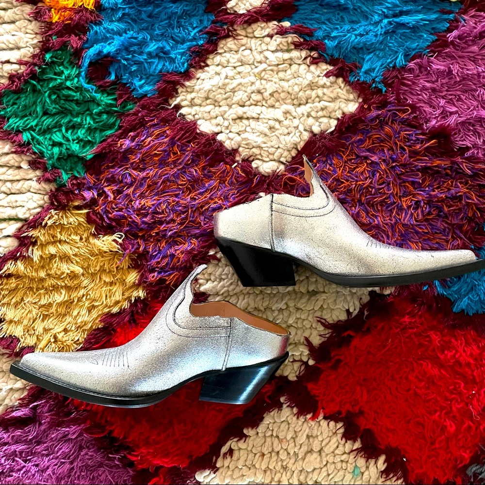 Maison Margiela Silver Distressed Metallic Cowboy Booties. Size 40.5 EU/10 US.